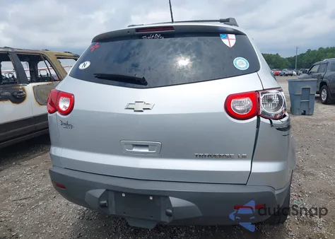 2012 Chevrolet Traverse Ls z USA, uszkodzony, nr VIN 1GNKREEDXCJ138982